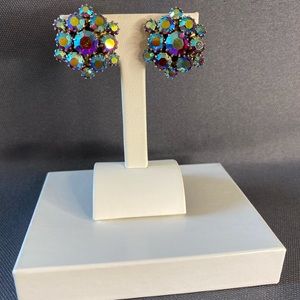Stunning vintage earrings